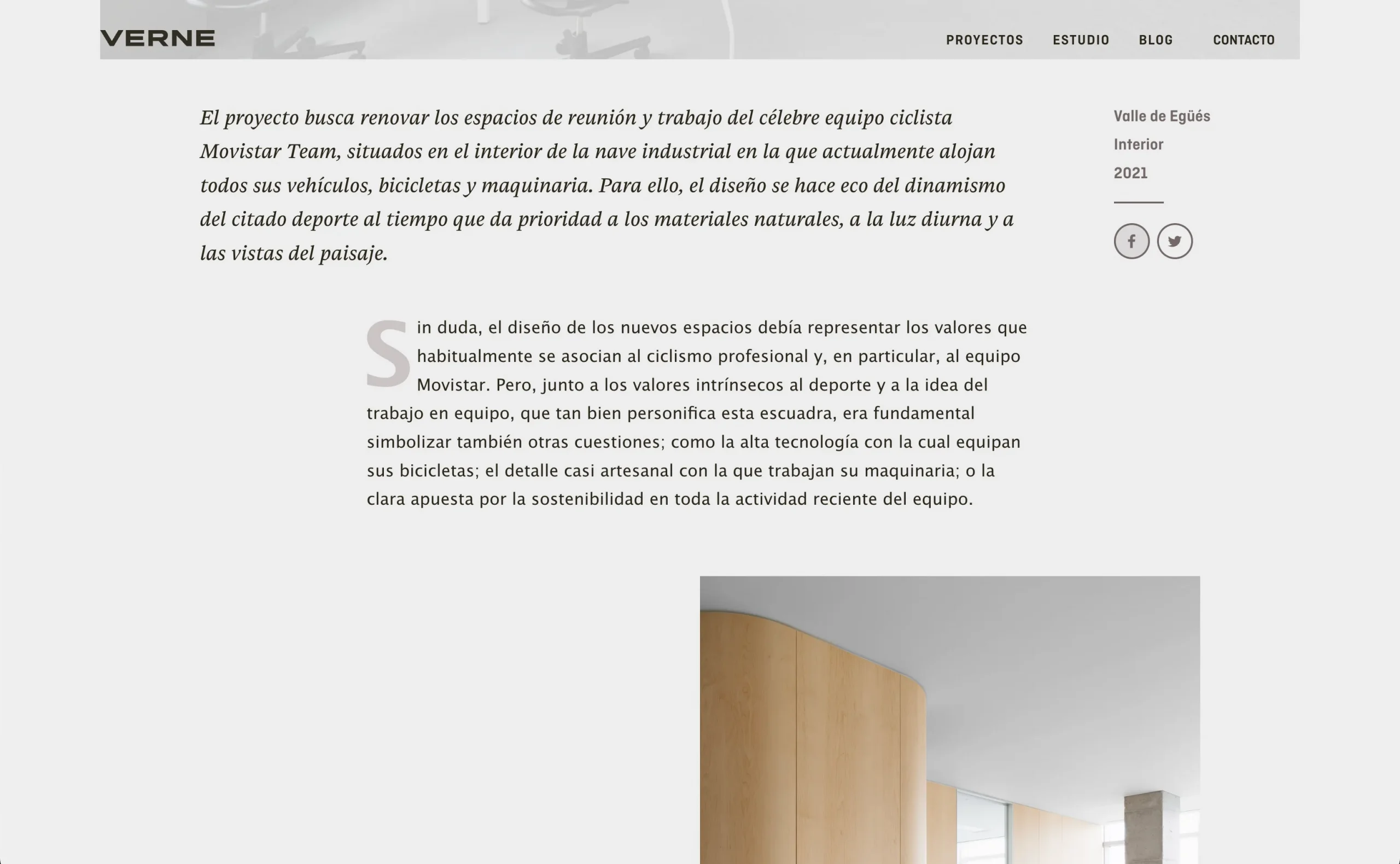 Detalle textos en página de proyecto ejemplo en la web de Verne Arquitectura